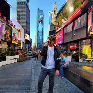 Meet your Posher, Adam